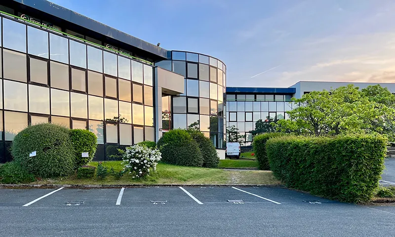 Facade du batiment de l'espace de coworking A la Cime des Arbres